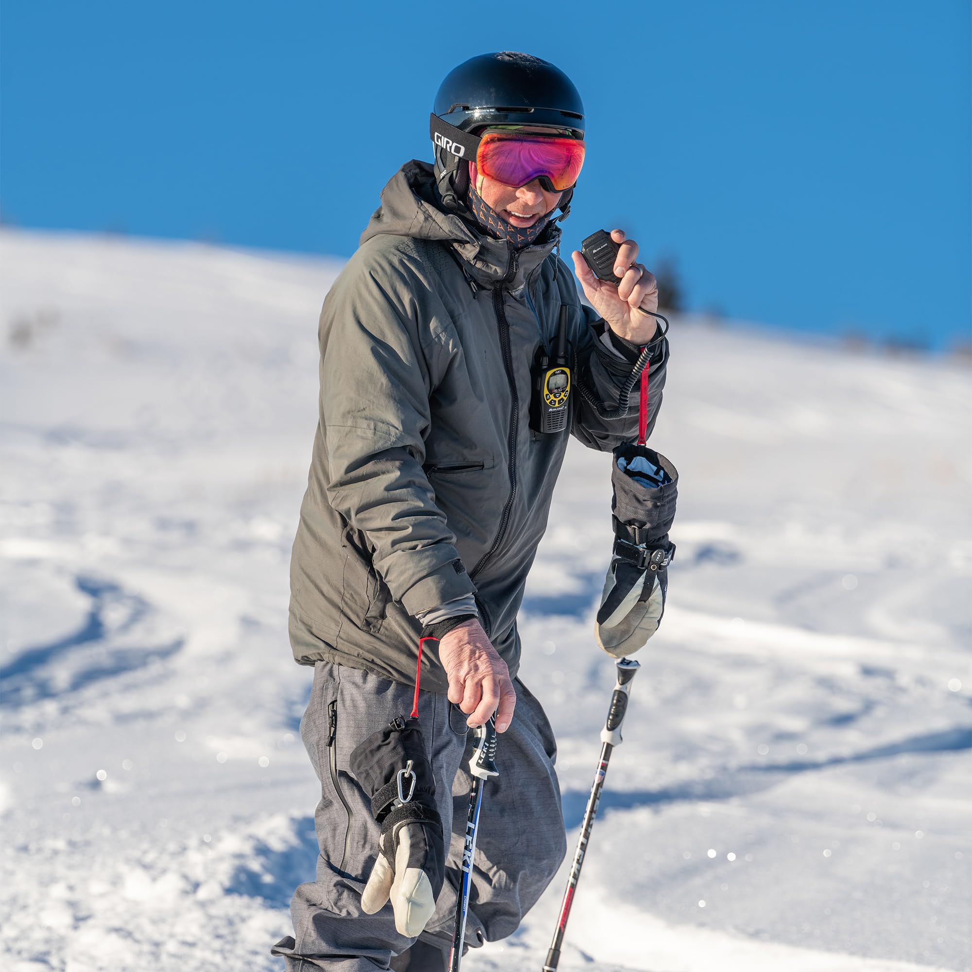 Midland GXT67 PRO GMRS Radio + AVPH10 PTT Shoulder Mic Bundle – Waterproof 5W Walkie Talkie with Noise Canceling - Image 6